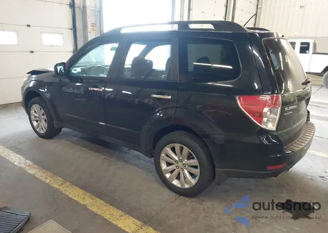 2011 Subaru Forester 2.5X Premium z USA, uszkodzony, nr VIN JF2SHADC5BH704096